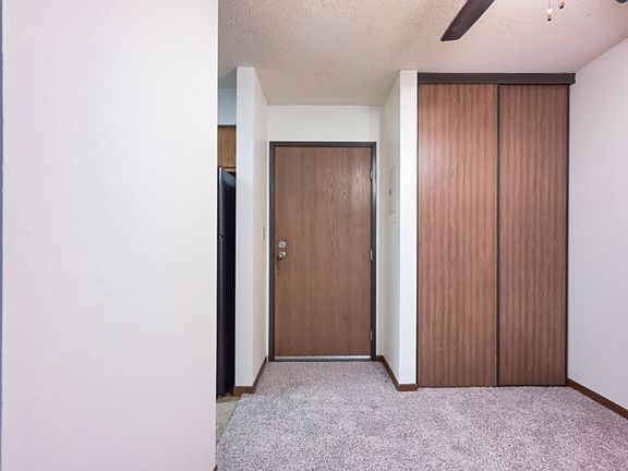 2nd image of 221 Grand Ave W APT 314