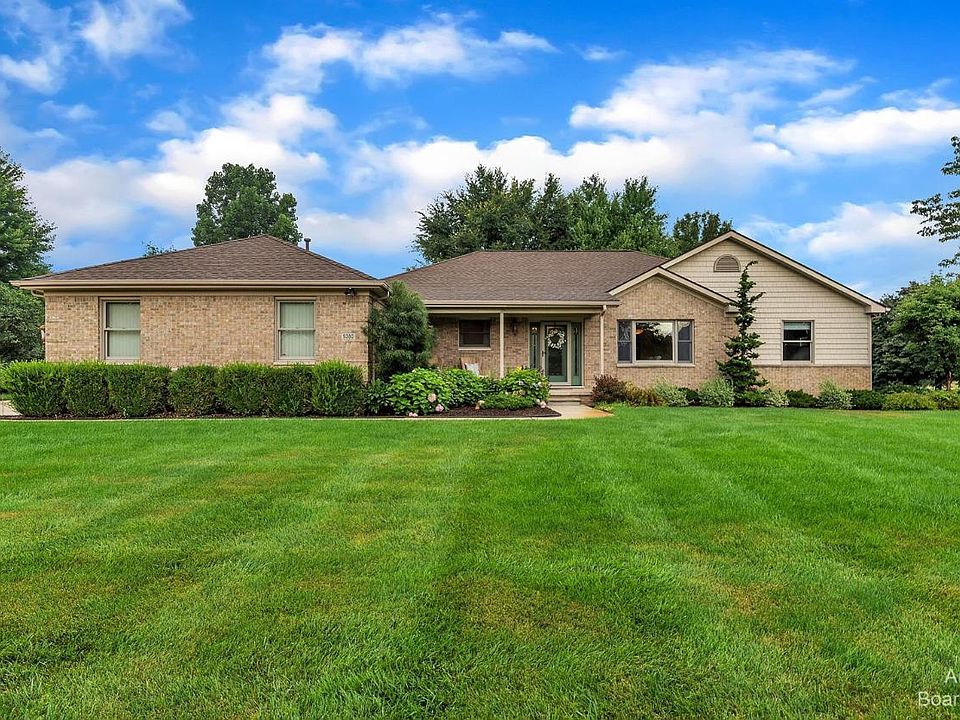 9380 Cambridge Dr, Saline, MI 48176 | Zillow