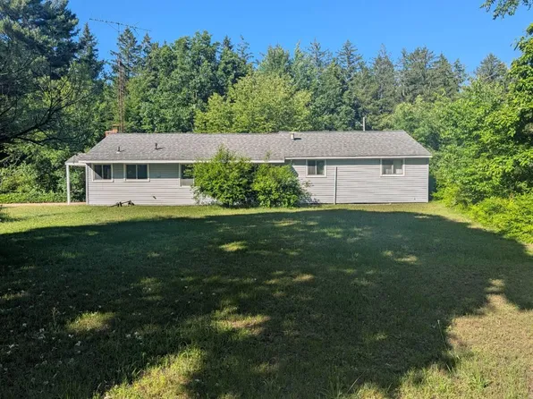 2325 Judson Rd, Spring Lake, MI 49456