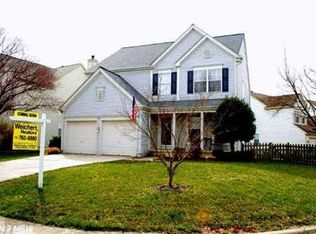 902 Catoctin Cir NE, Leesburg, VA 20176