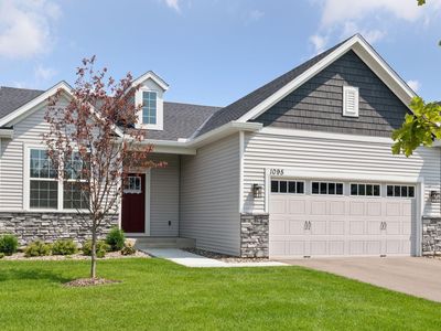 1095 Moers Dr, Chaska, MN, 55318