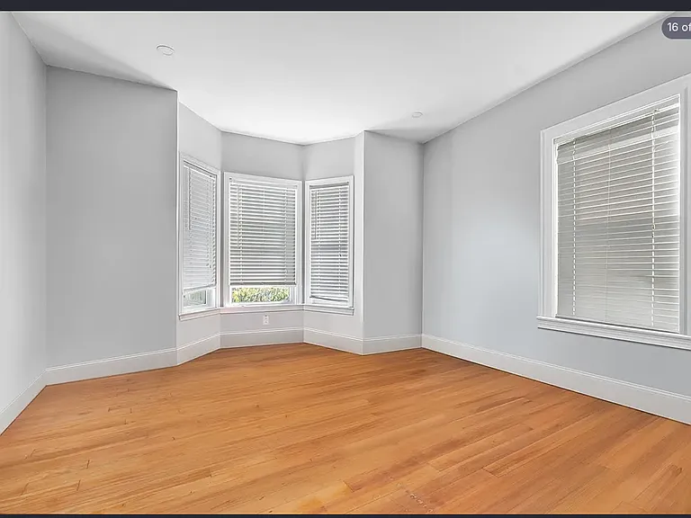 20 Carson St #1 — Photo 4