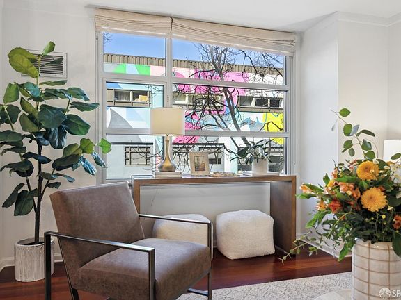 4th image of 1701 Jackson St APT 206