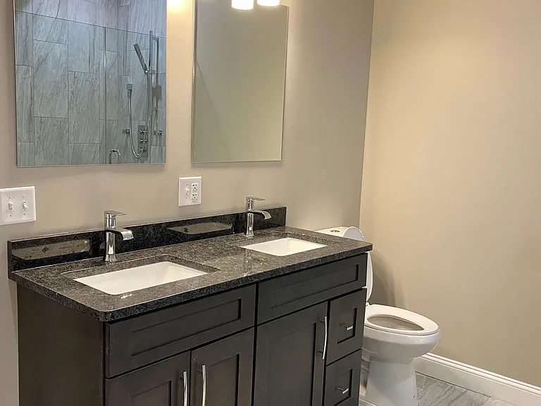 430 Lackawanna Ave #102 — Photo 4