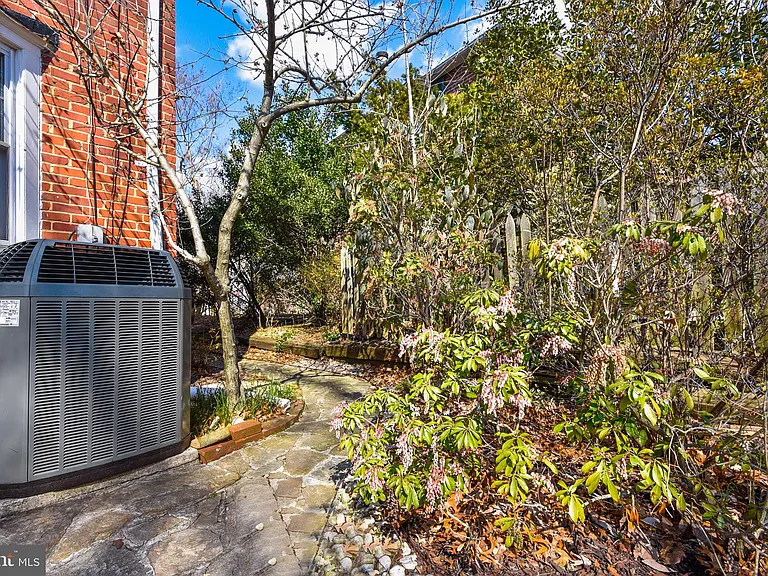 1231 Northview Rd — Photo 32