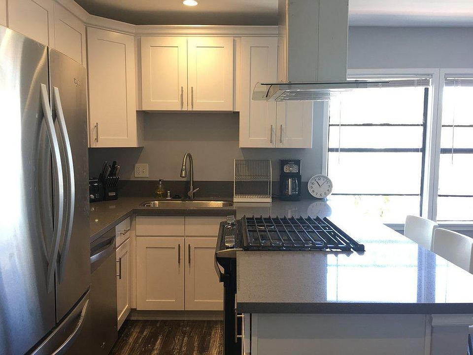 1st image of 50 Granada Ave #2