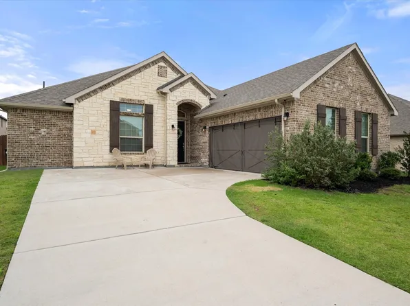 5610 Goodnight Ct, Midlothian, TX 76065