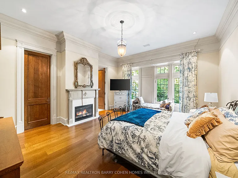 85 The Bridle Path — Photo 20