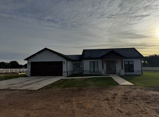 12010 W Point Rd, Dalhart, TX 79022