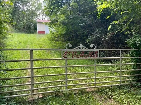 5796 Mary Ingles Hwy E, Augusta, KY 41002