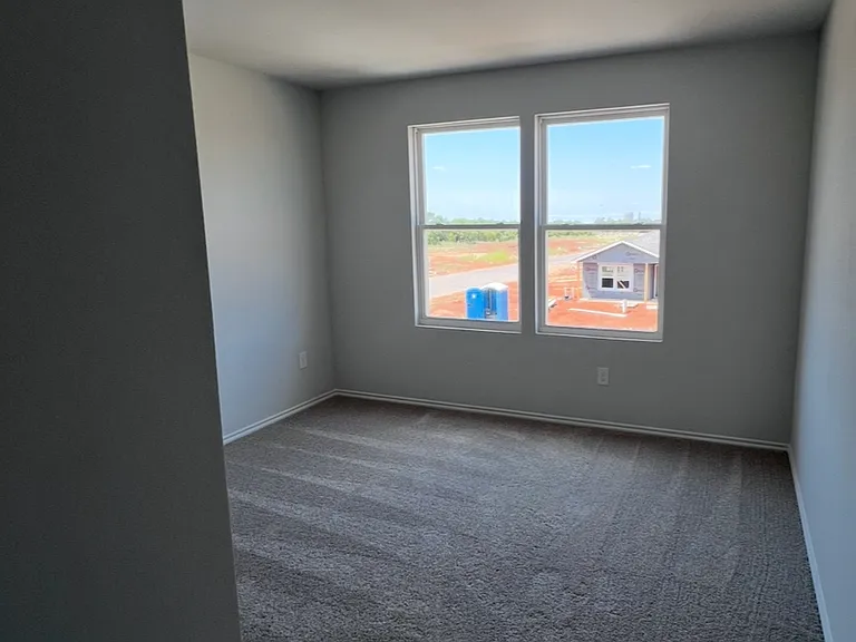 149 Polasek Dr — Photo 9