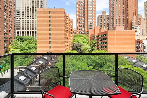 Sold by Modlin Group | media 3