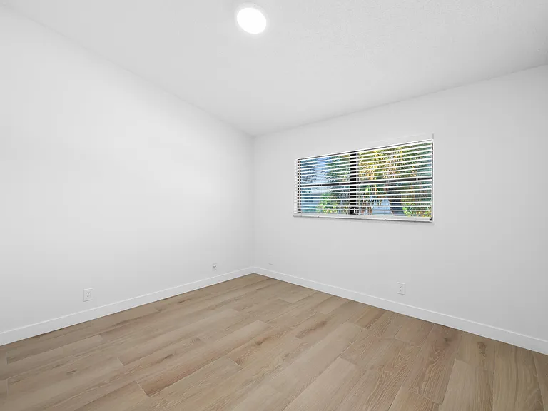 3281 E Golf Blvd #17 — Photo 9