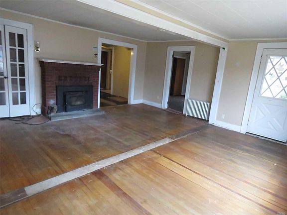 4th image of 144 Swezey Ln