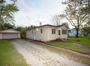 1845 W Norfolk Ave, Crete, IL 60417