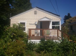 7542 17th Ave NW, Seattle, WA 98117