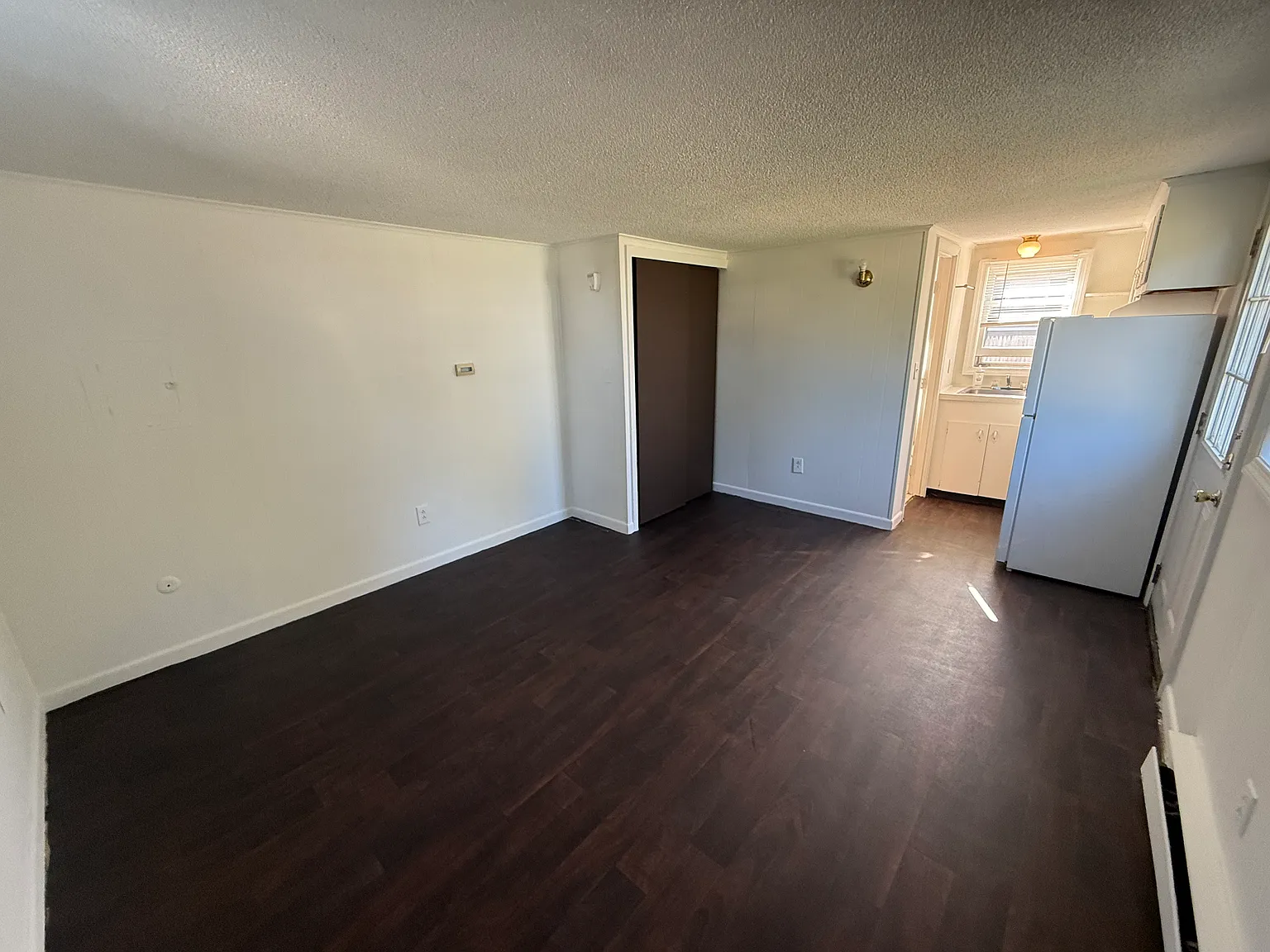 Studio, 250 sqft, $1,650 — Photo 2