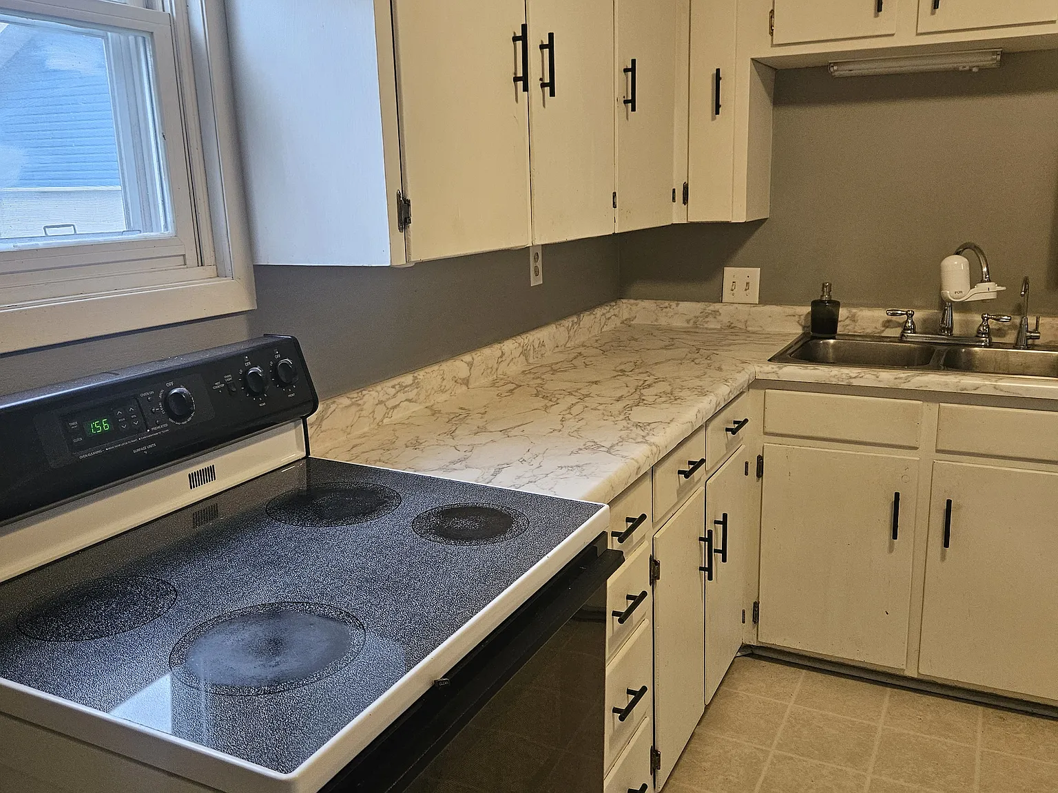 3 bed, 1104 sqft, $2,000 — Photo 3