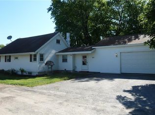 208 Walker Lake Ontario Rd, Hilton, NY 14468