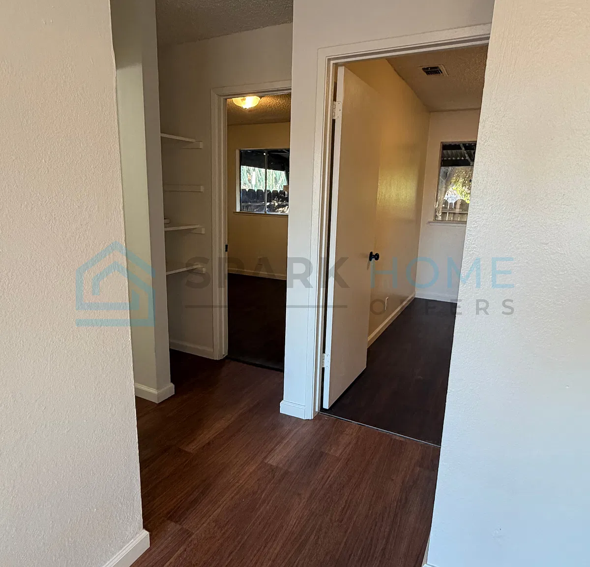 1902 Sheridan St — Photo 4