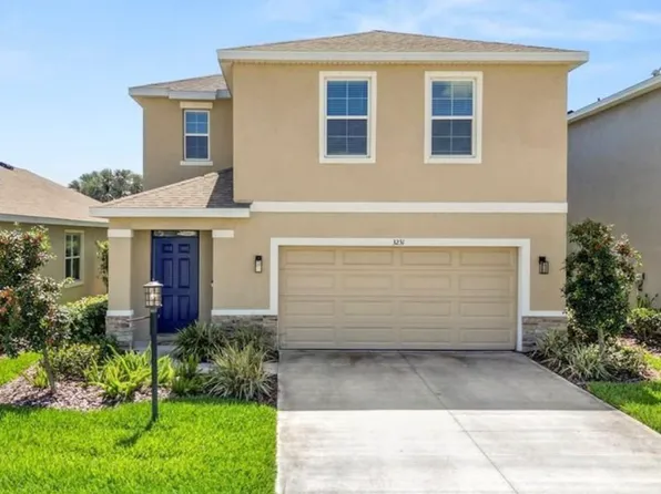3231 Hilltop Cir, Lakewood Ranch, FL 34211