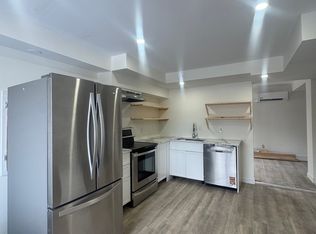 1016 Maitland Ave, Ottawa, ON K2C2B6