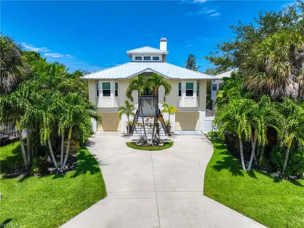 2958 Poplar ST, NAPLES, FL 34112