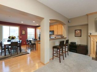 8350 Townsend Dr, Eden Prairie, MN 55344