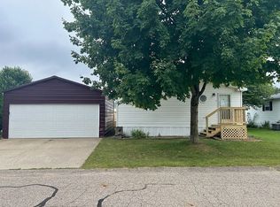 39 Mandrake, Niles, MI 49120