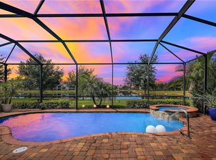 2963 Aviamar Cir, Naples, FL 34114