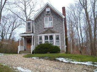 19 Liberty St, Sag Harbor, NY 11963
