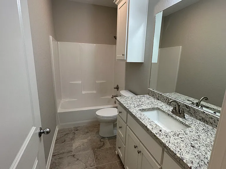 1605 Everwood Ct — Photo 21