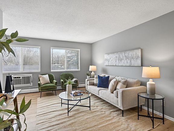 5th image of 2341 Unity Ave N