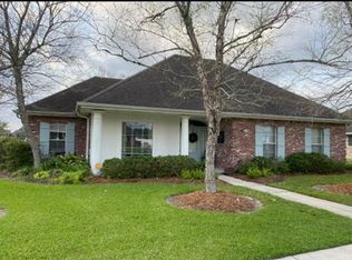 121 Autumn Dr, Houma, LA 70360