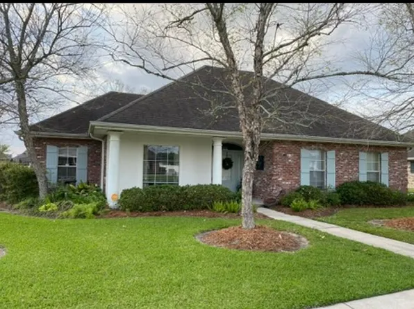 121 Autumn Dr, Houma, LA 70360