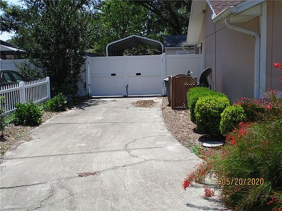 3rd image of 230 NE 51st Ave