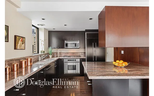 Sold by Douglas Elliman | media 15