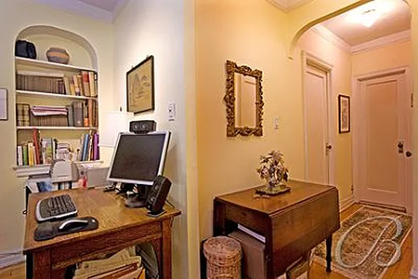 Sold by Bellmarc Realty | media 4