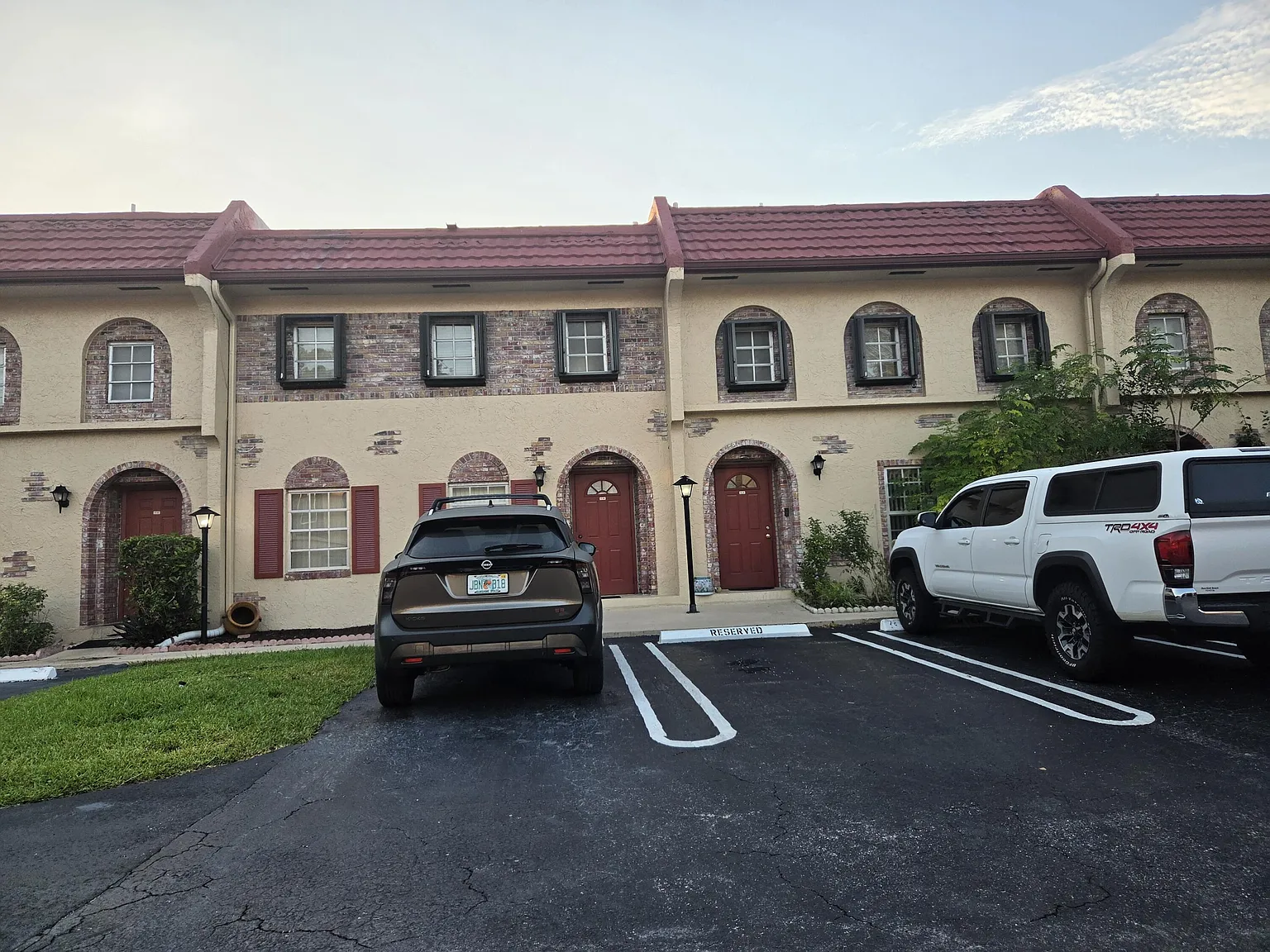 3 bed, 2.5 bath, 1500 sqft, $2,650 — Photo 2