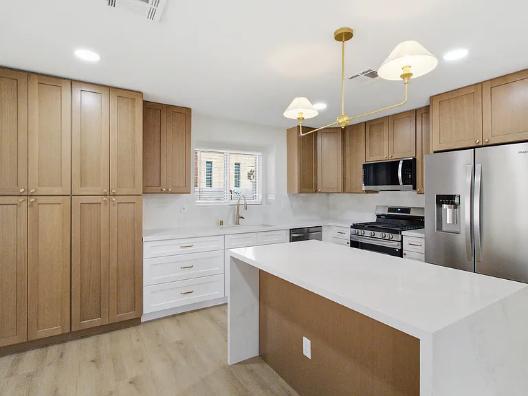 2137 Crestline Falls Pl — Photo 4