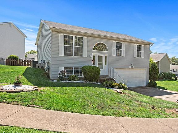 2nd image of 10224 Jeffrey David Ct