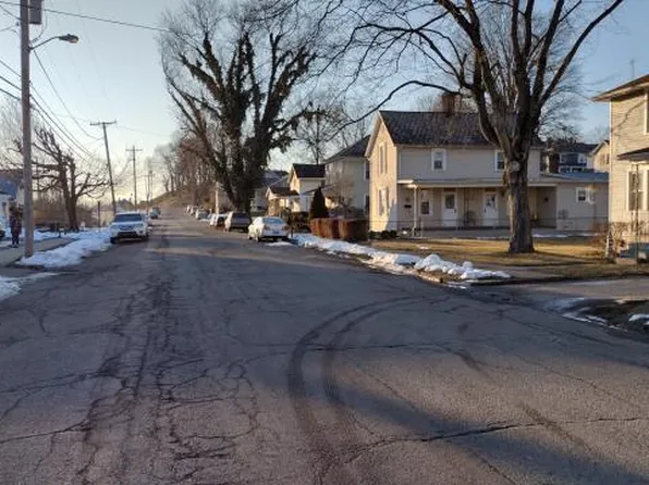 429 E Locust St, Lancaster, OH 43130