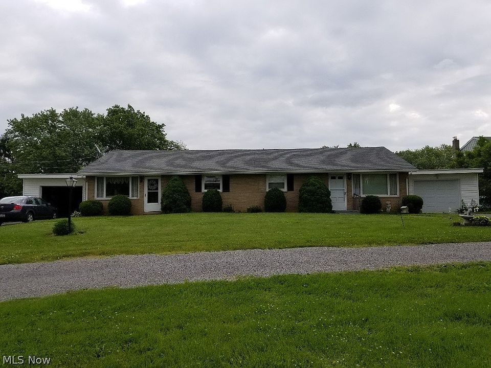 1st image of 5914-5916 Trojan St NE
