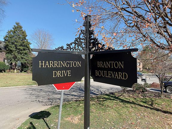 4th image of 1230 Harrington Dr