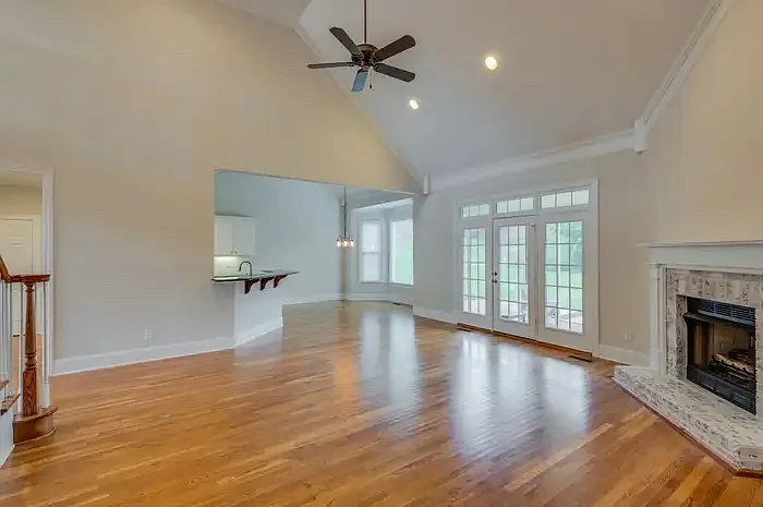 101 Tiffany Ct — Photo 12