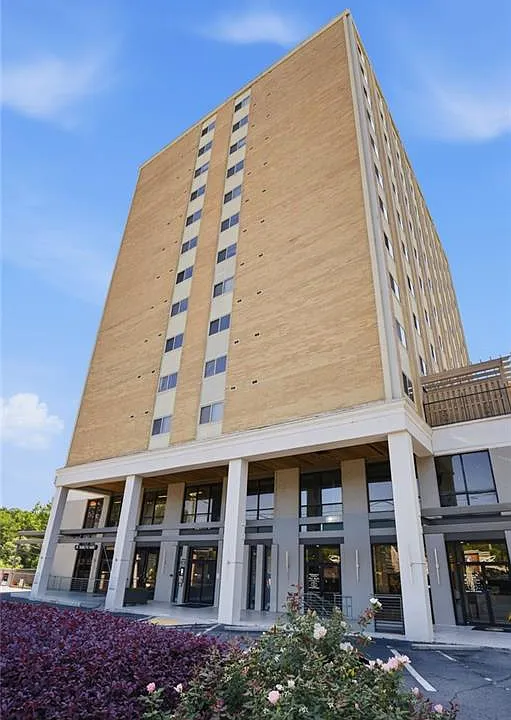 2285 Peachtree Rd NE #709