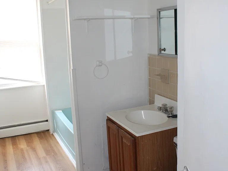 115 S Colony St — Photo 10