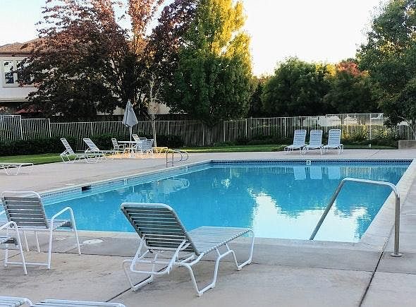 Pool1