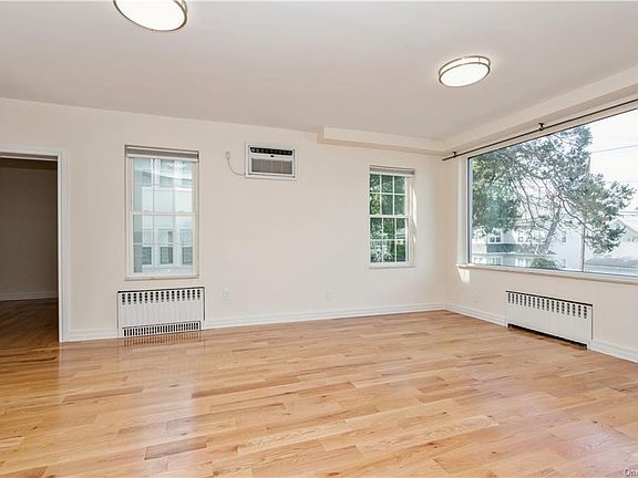 2nd image of 12 Bellew Ave Floor 1