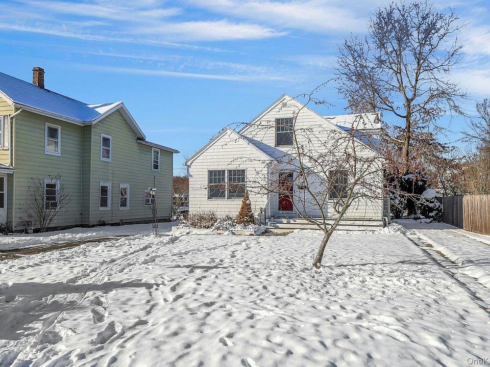 1st image of 17 Klein Avenue